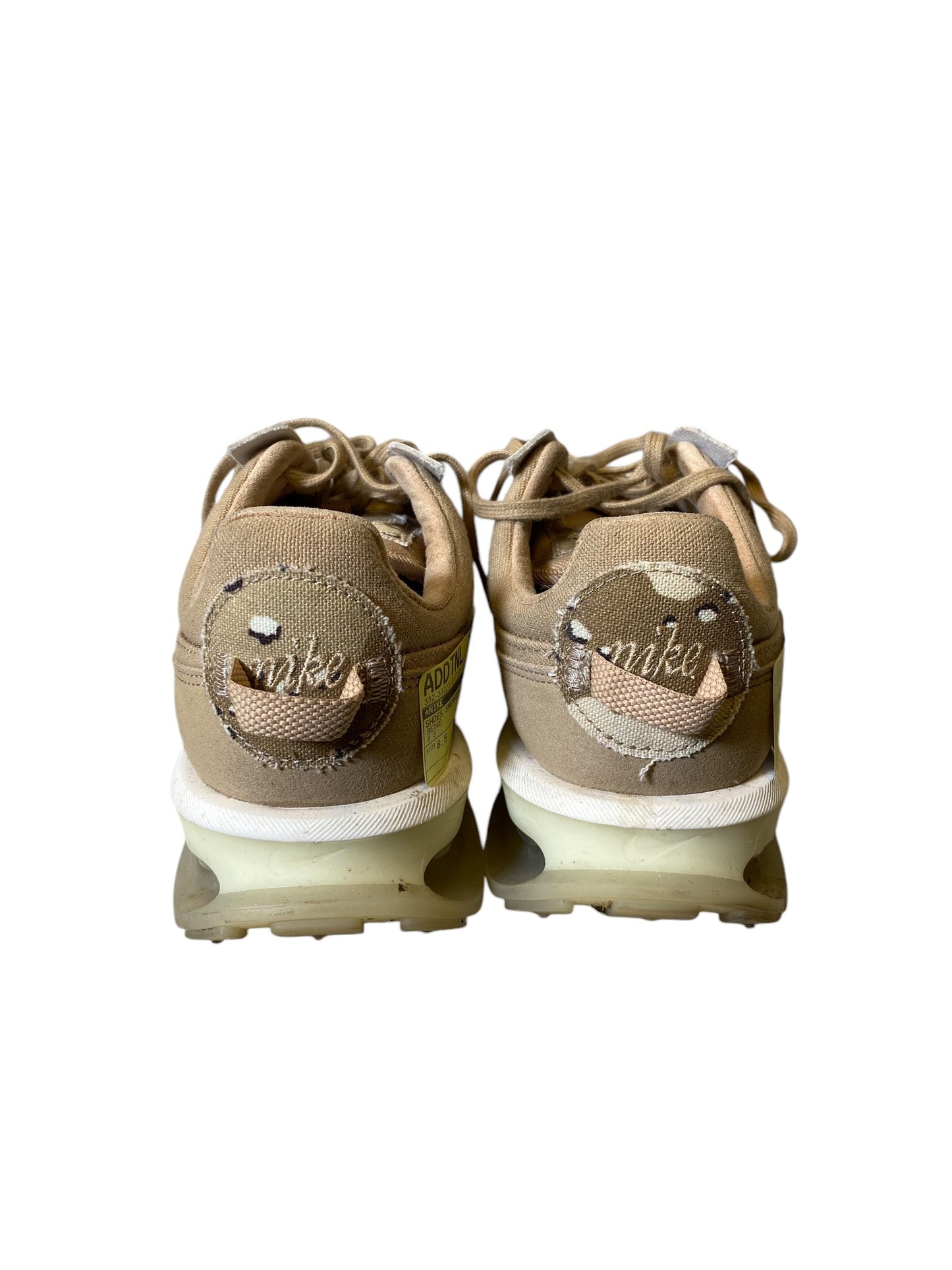 Shoes Sneakers By Nike In Beige, Size: 8.5