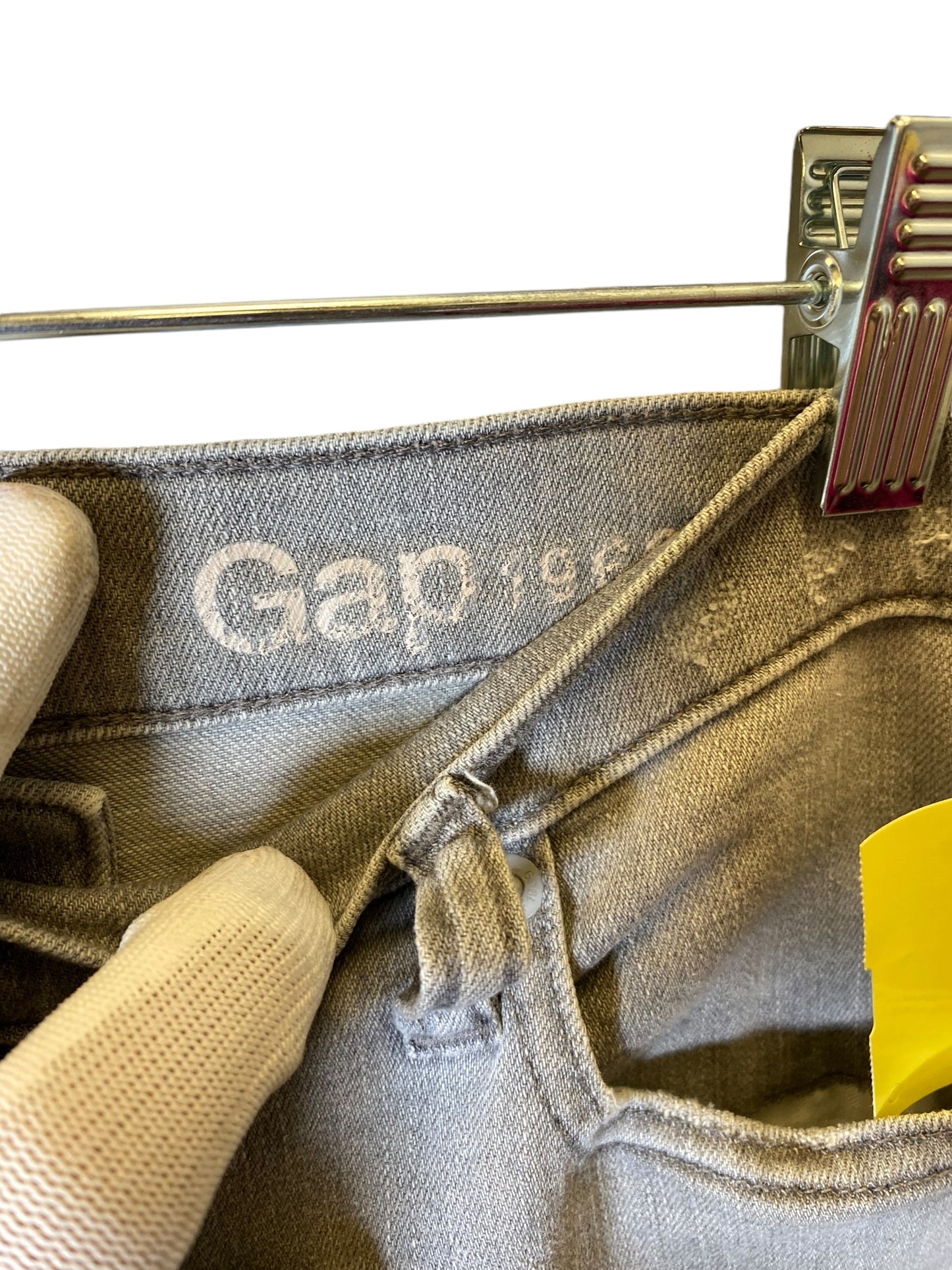 Jeans Skinny By Gap In Grey, Size: 6