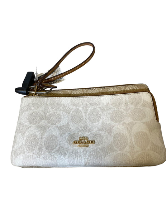 Clutch By Coach, Size: Large