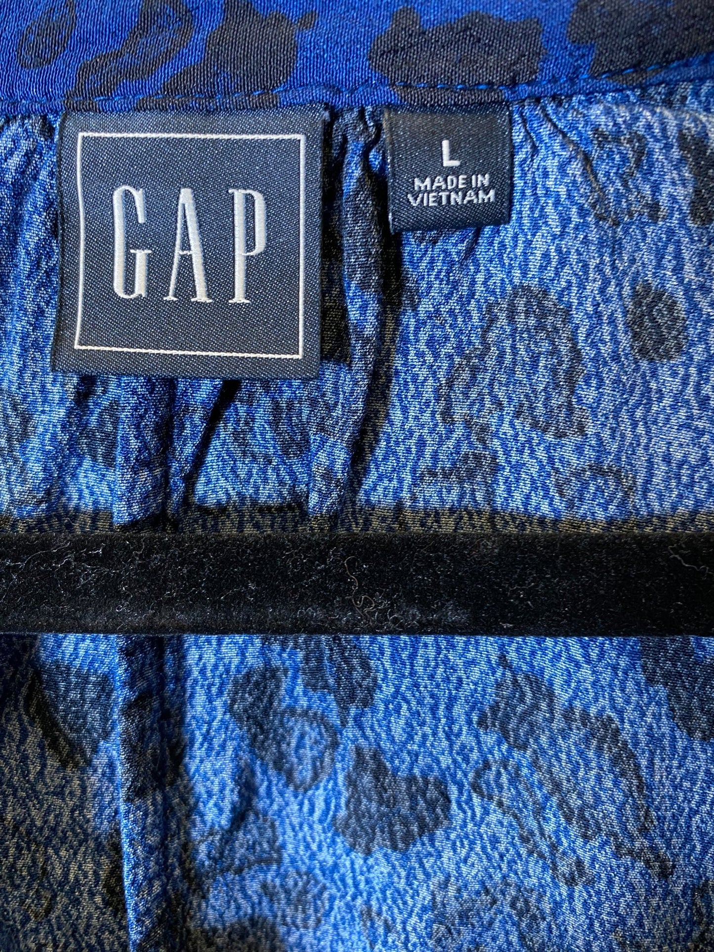 Top Long Sleeve By Gap In Blue, Size: L