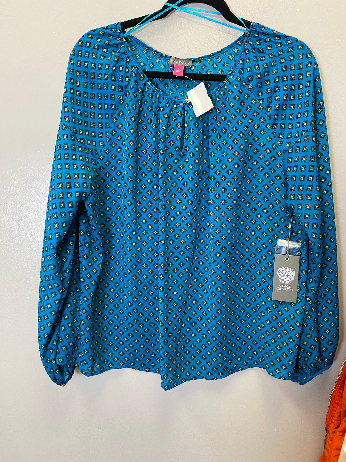 Top Long Sleeve By Vince Camuto In Teal, Size: L