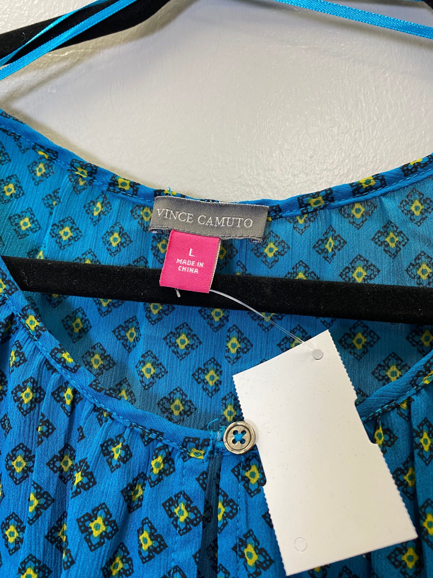 Top Long Sleeve By Vince Camuto In Teal, Size: L