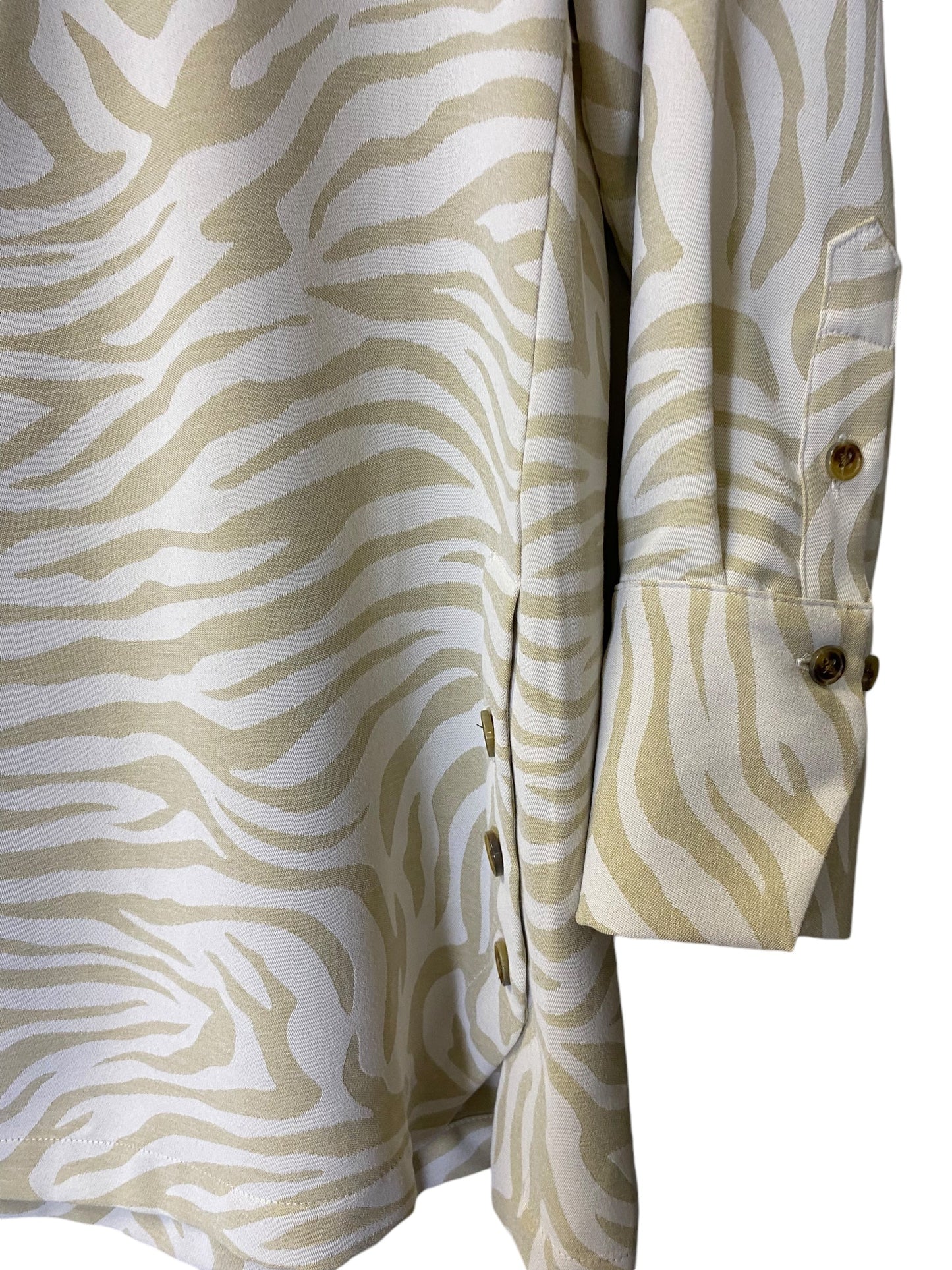 Top Long Sleeve By Chicos In Animal Print, Size: M