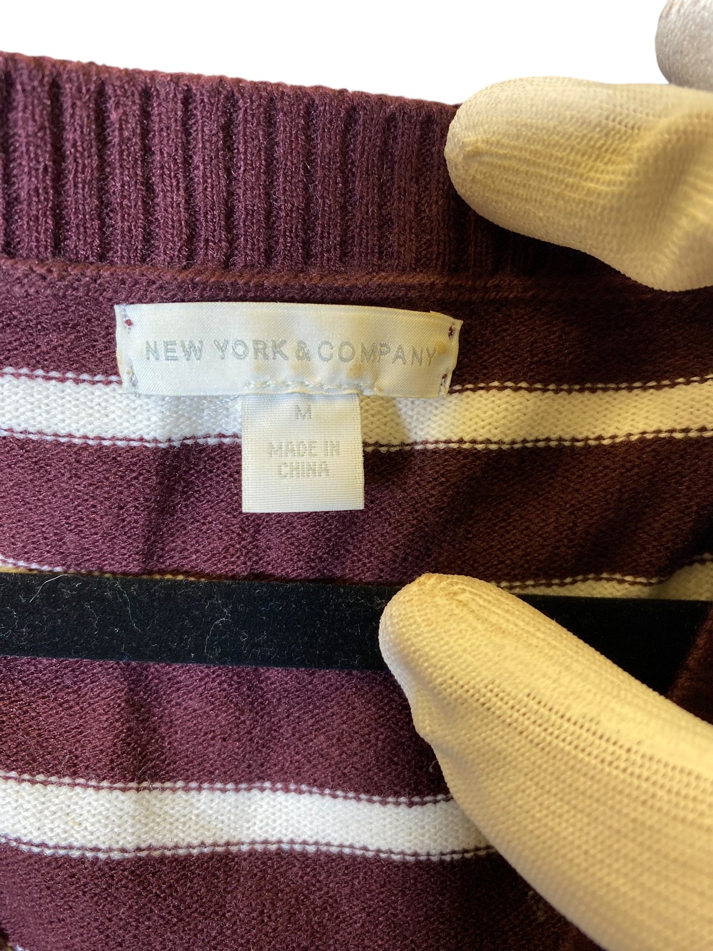 Top Long Sleeve By New York And Co In Striped Pattern, Size: M