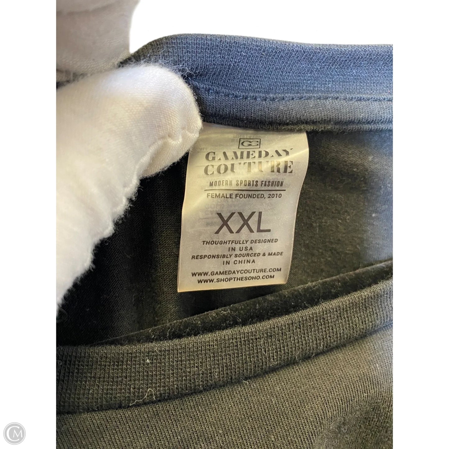 Top Short Sleeve By Clothes Mentor In Black & Gold, Size: 2x