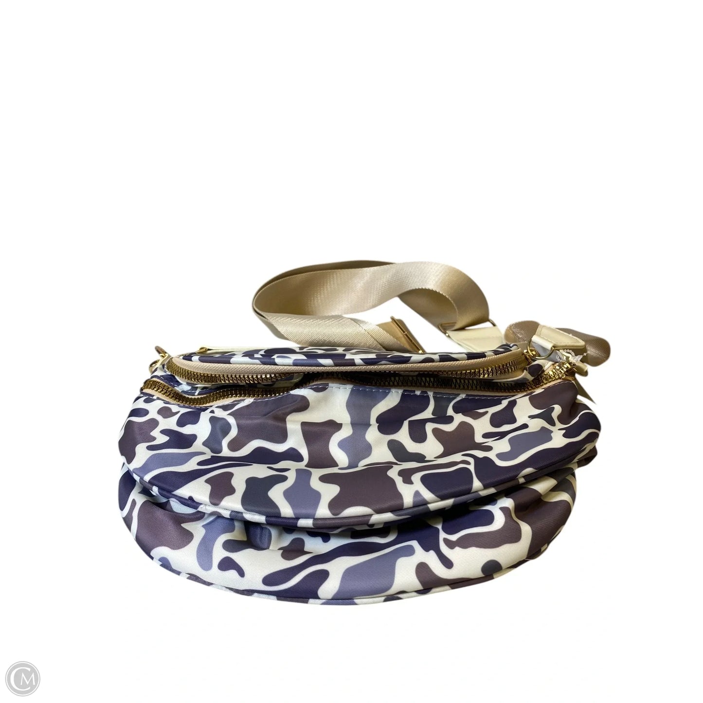 Crossbody By Clothes Mentor, Size: Medium
