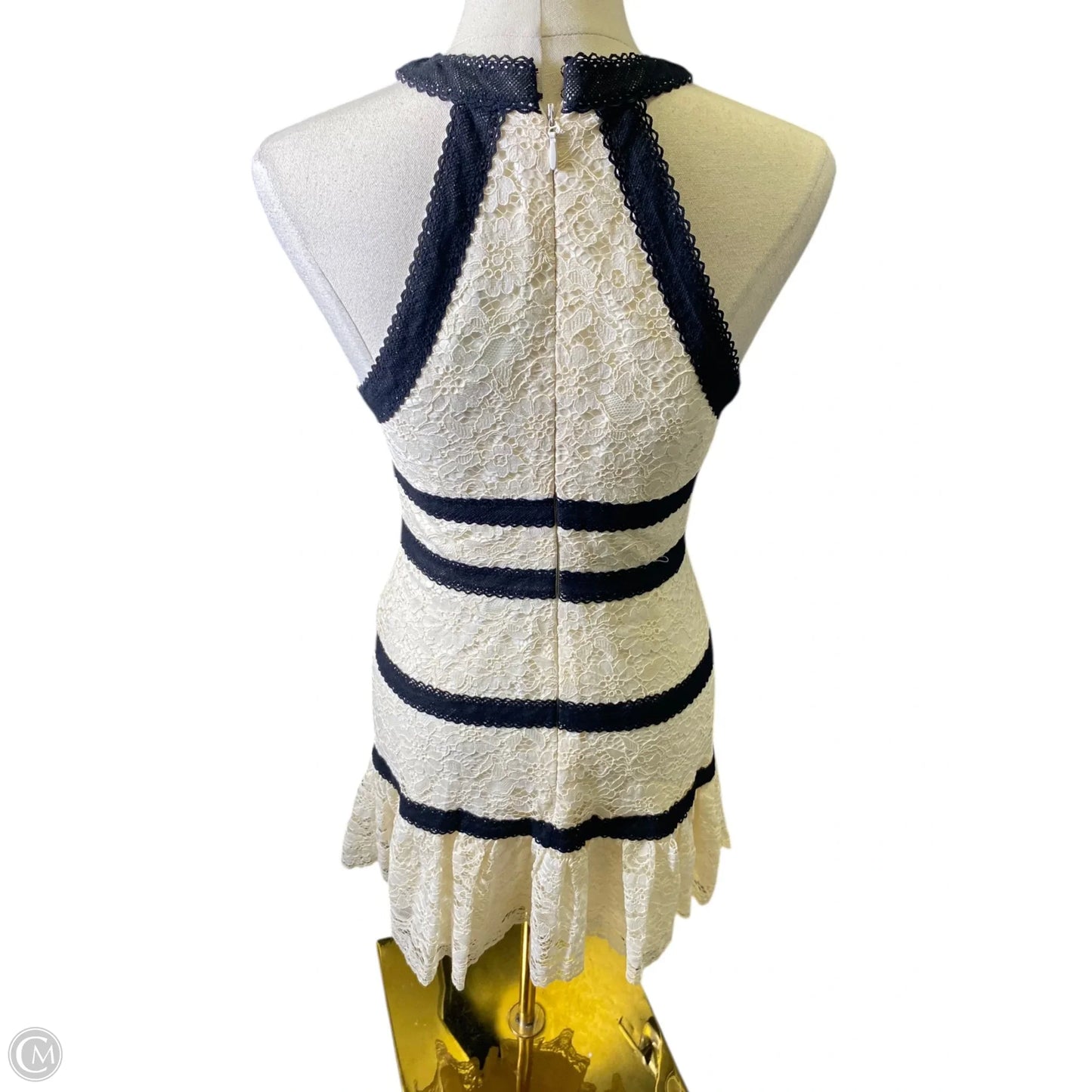 Dress Casual Short By Bcbgmaxazria In Black & Cream, Size: Xs