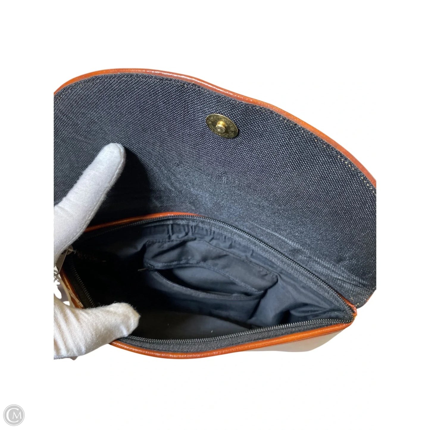 Clutch By Clothes Mentor, Size: Medium