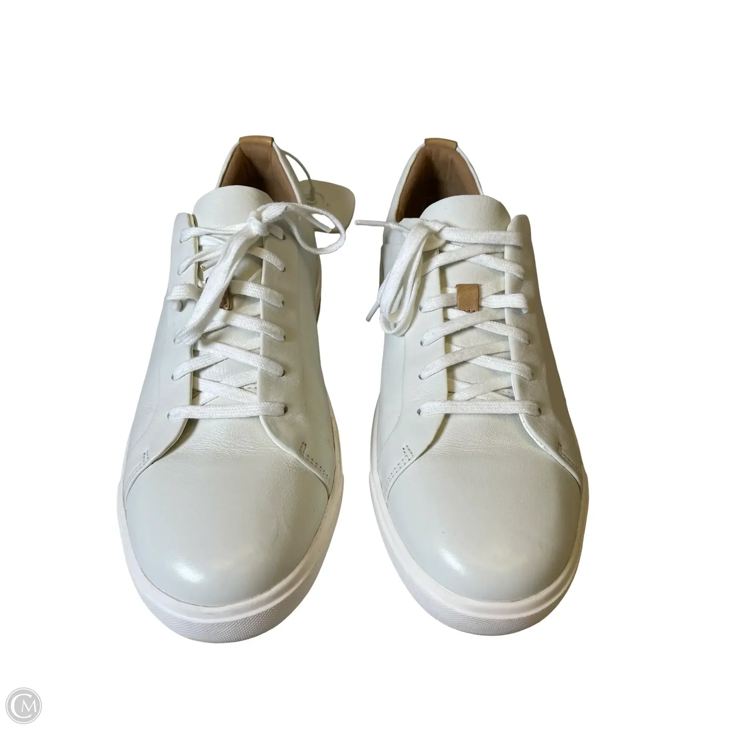 Shoes Flats By Clarks In Ivory, Size: 10