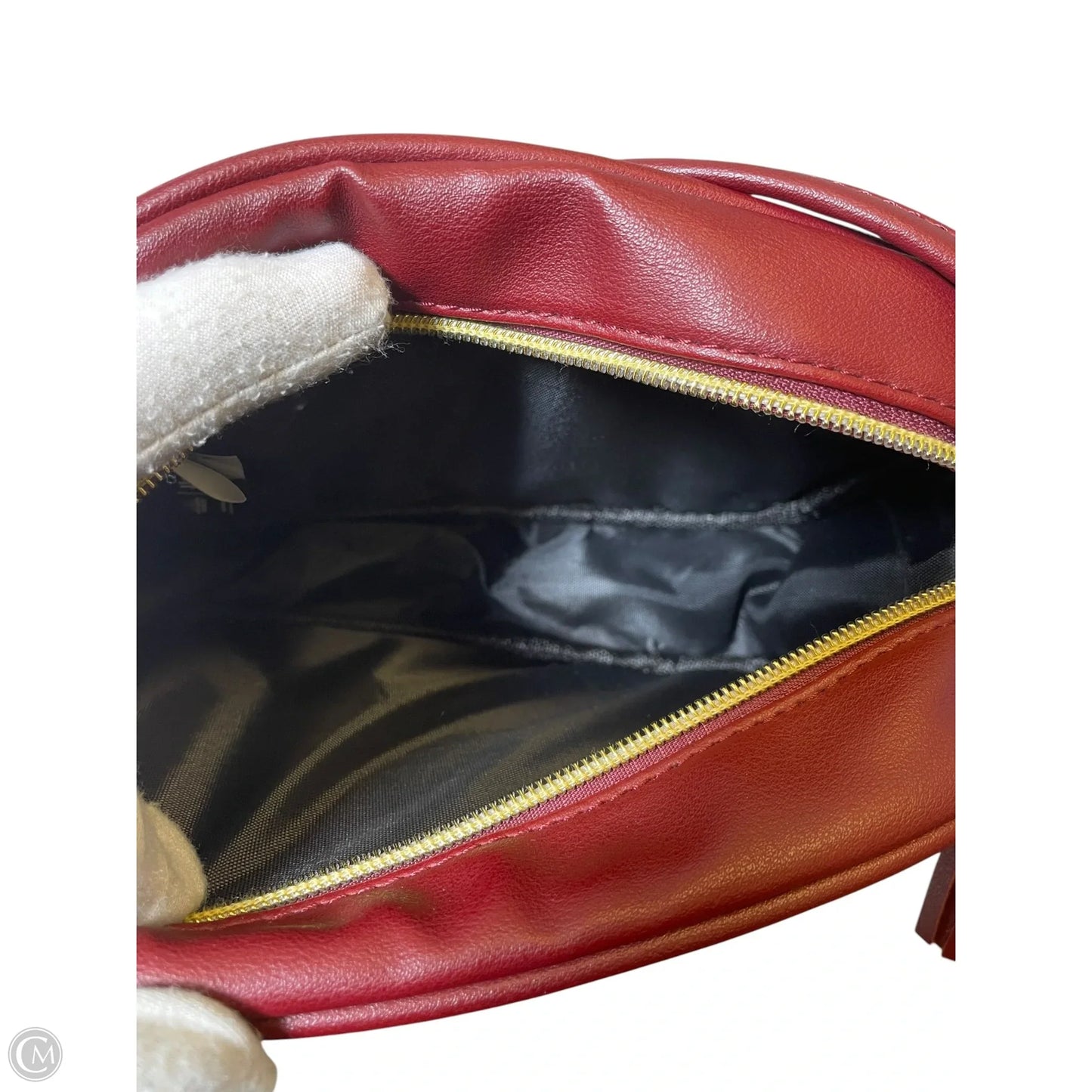 Crossbody By Clothes Mentor, Size: Small