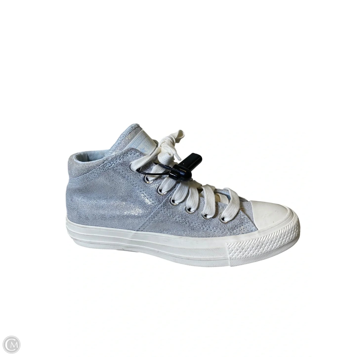 Shoes Sneakers By Converse In Silver & White, Size: 5.5