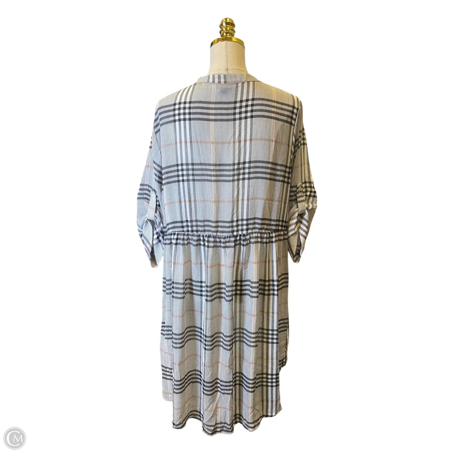 Top 3/4 Sleeve By Torrid In Plaid Pattern, Size: 1x