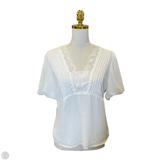 Top Short Sleeve By Vince Camuto In White, Size: M