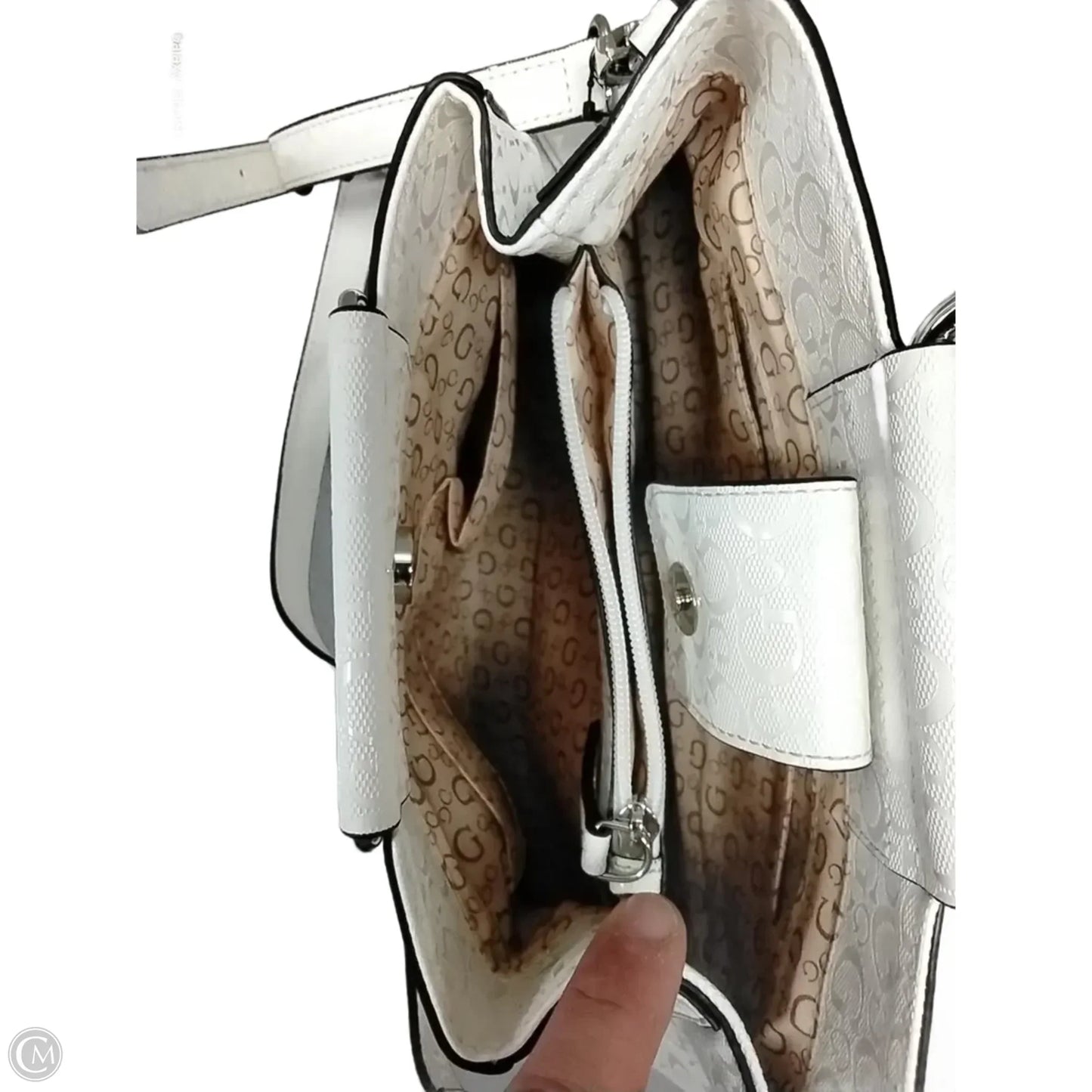 Crossbody By Guess, Size: Medium