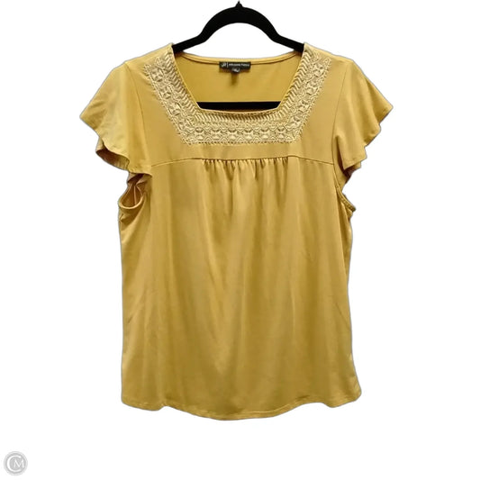 Top Short Sleeve By Adrianna Papell In Yellow, Size: M