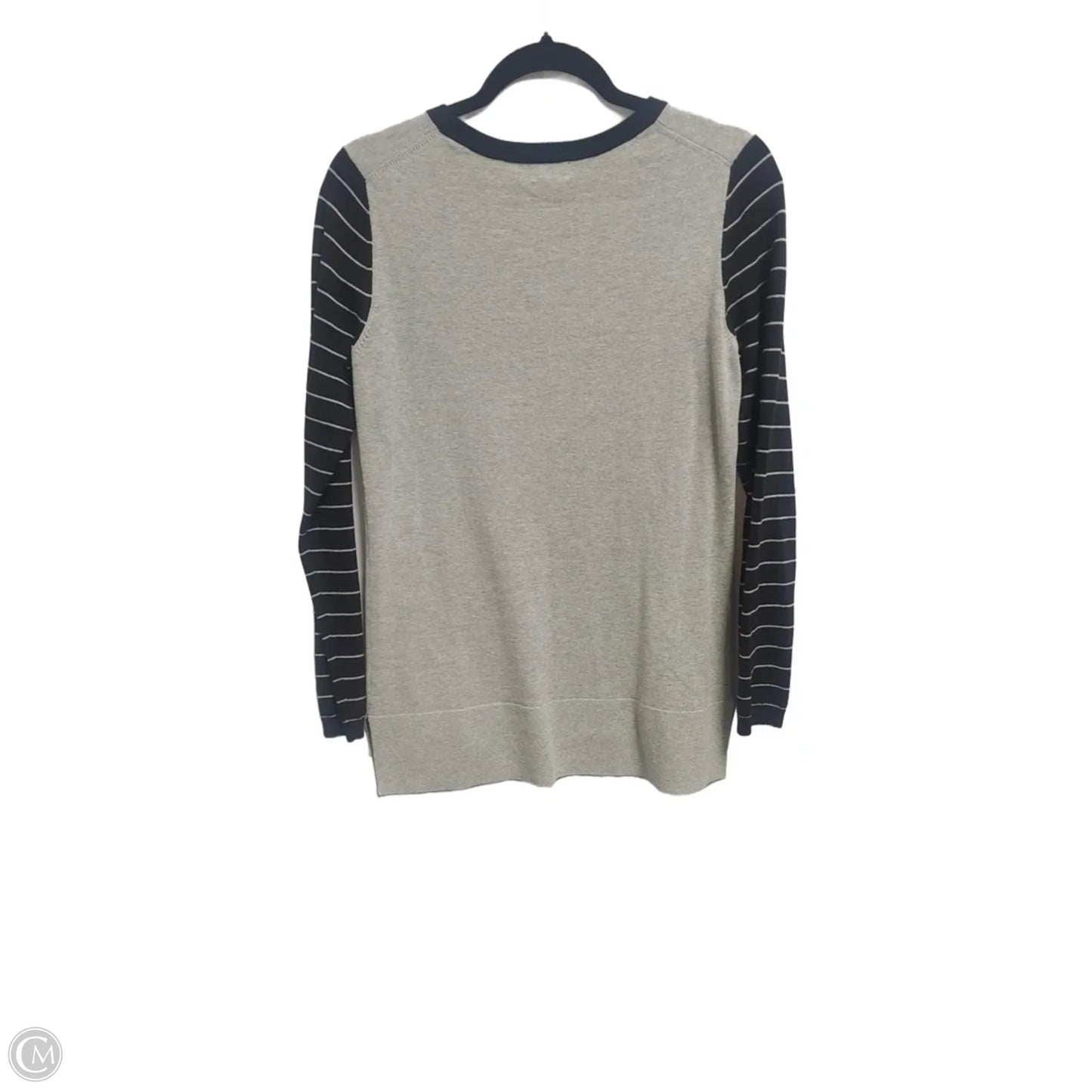 Sweater By Crown And Ivy In Grey, Size: Xs