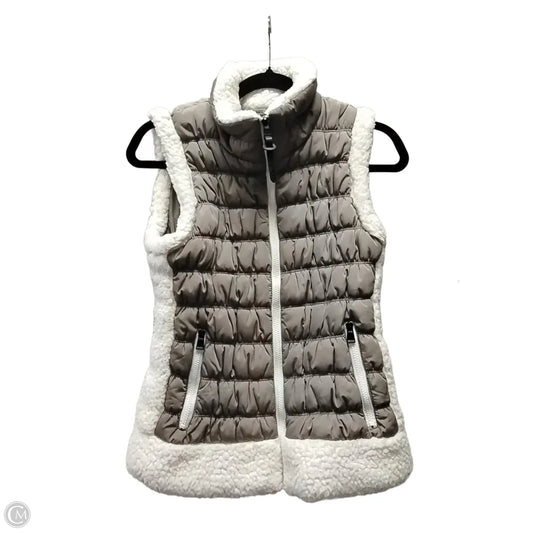 Vest Faux Fur & Sherpa By Calvin Klein In Grey, Size: M