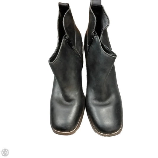 Boots Ankle Heels By Crown Vintage In Black, Size: 7.5