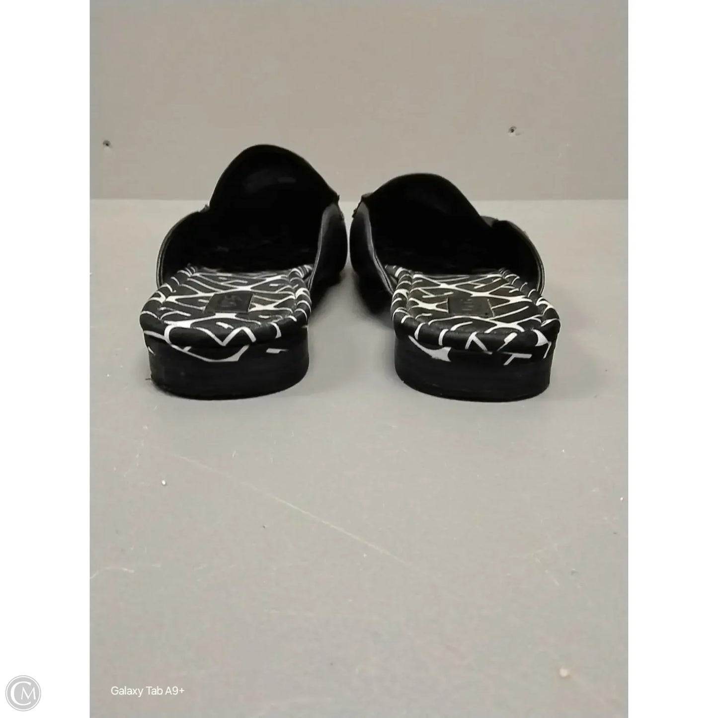 Shoes Designer By Ugg In Black, Size: 7.5