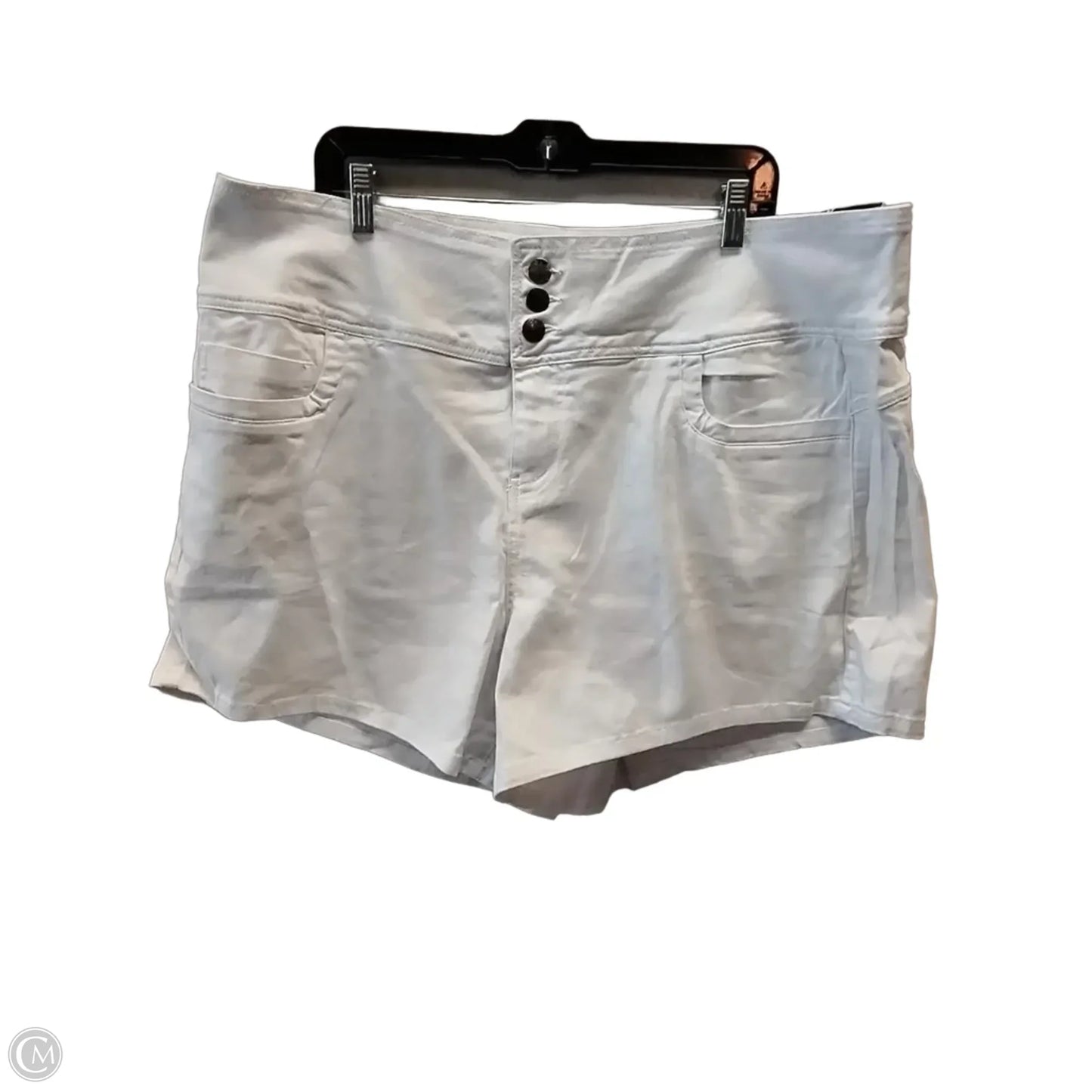 Shorts By Clothes Mentor In White, Size: 24