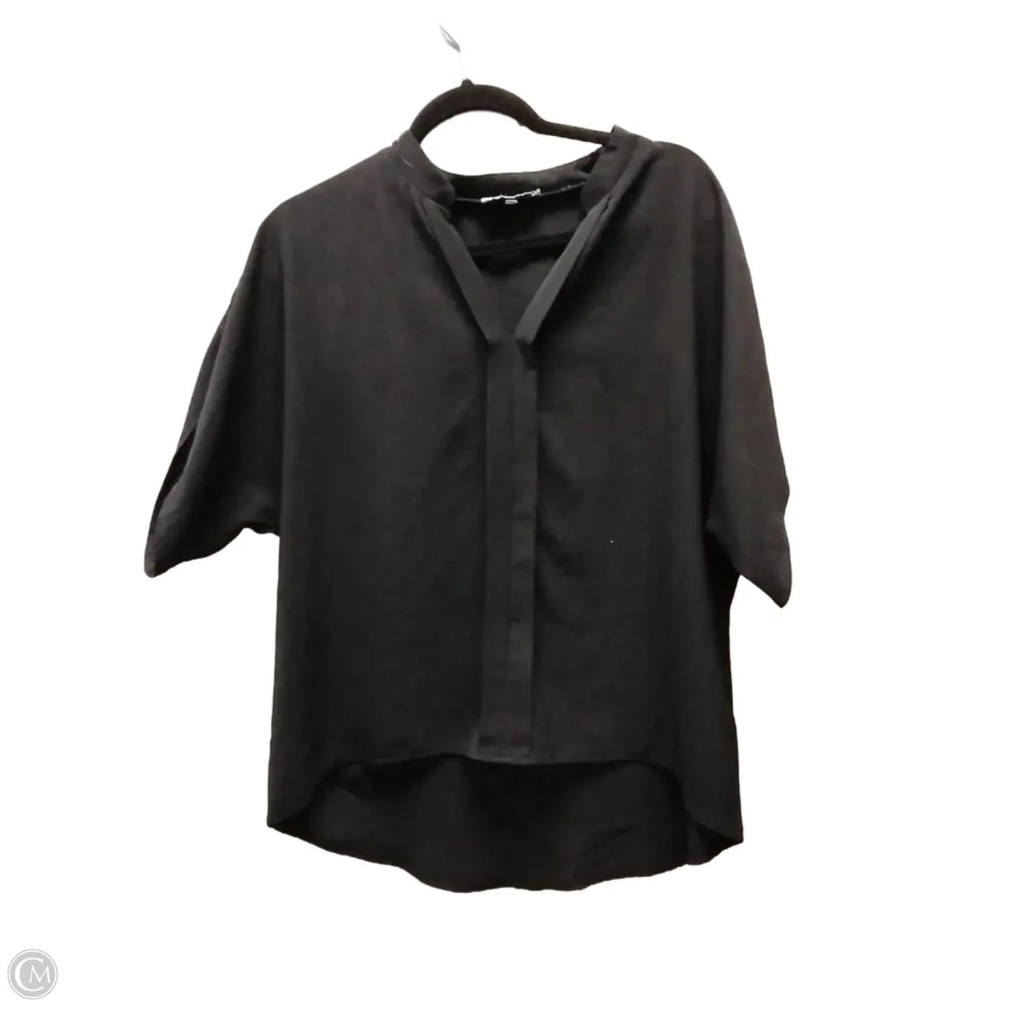 Blouse Short Sleeve By Clothes Mentor In Black, Size: M
