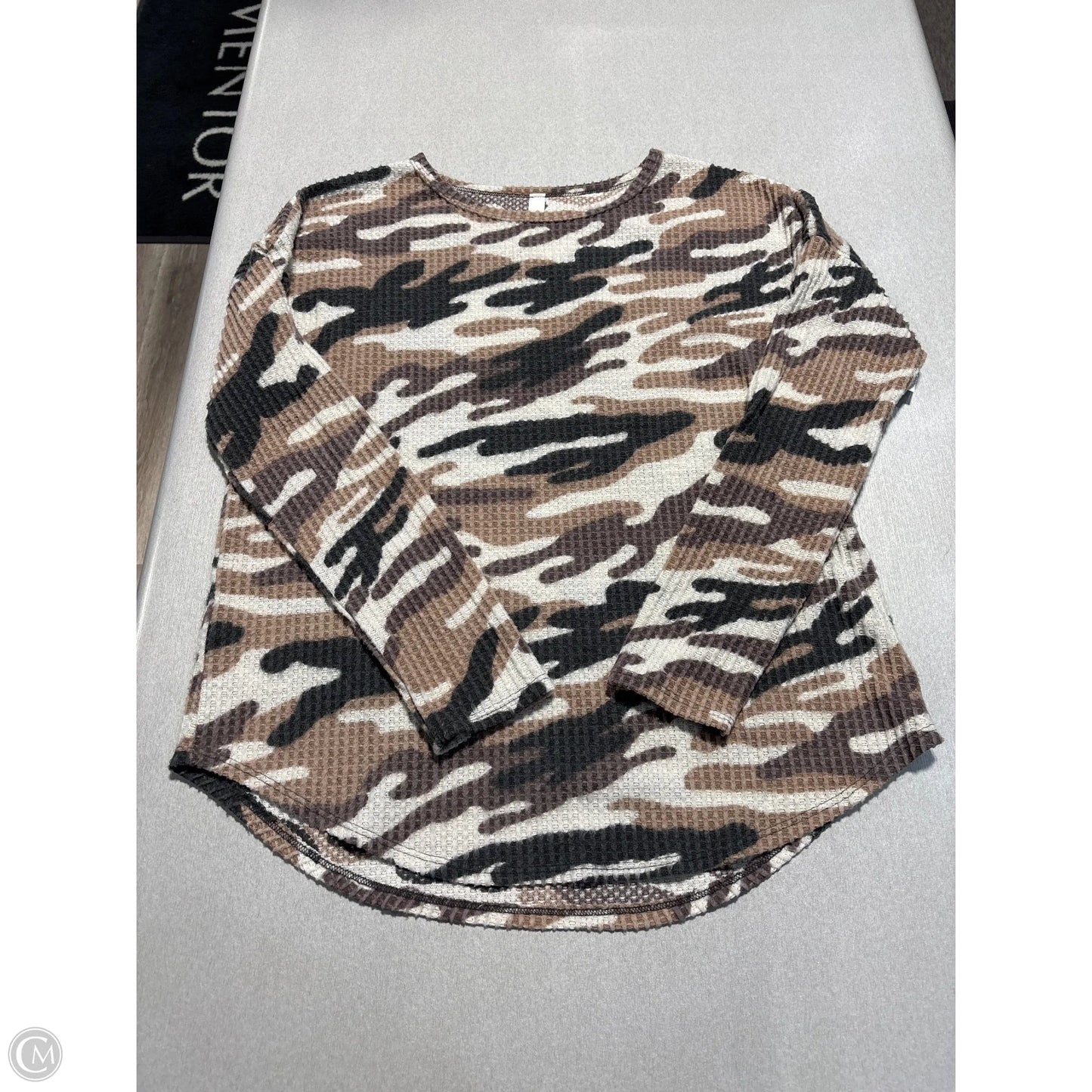 Top Long Sleeve By Cmc In Brown, Size: M