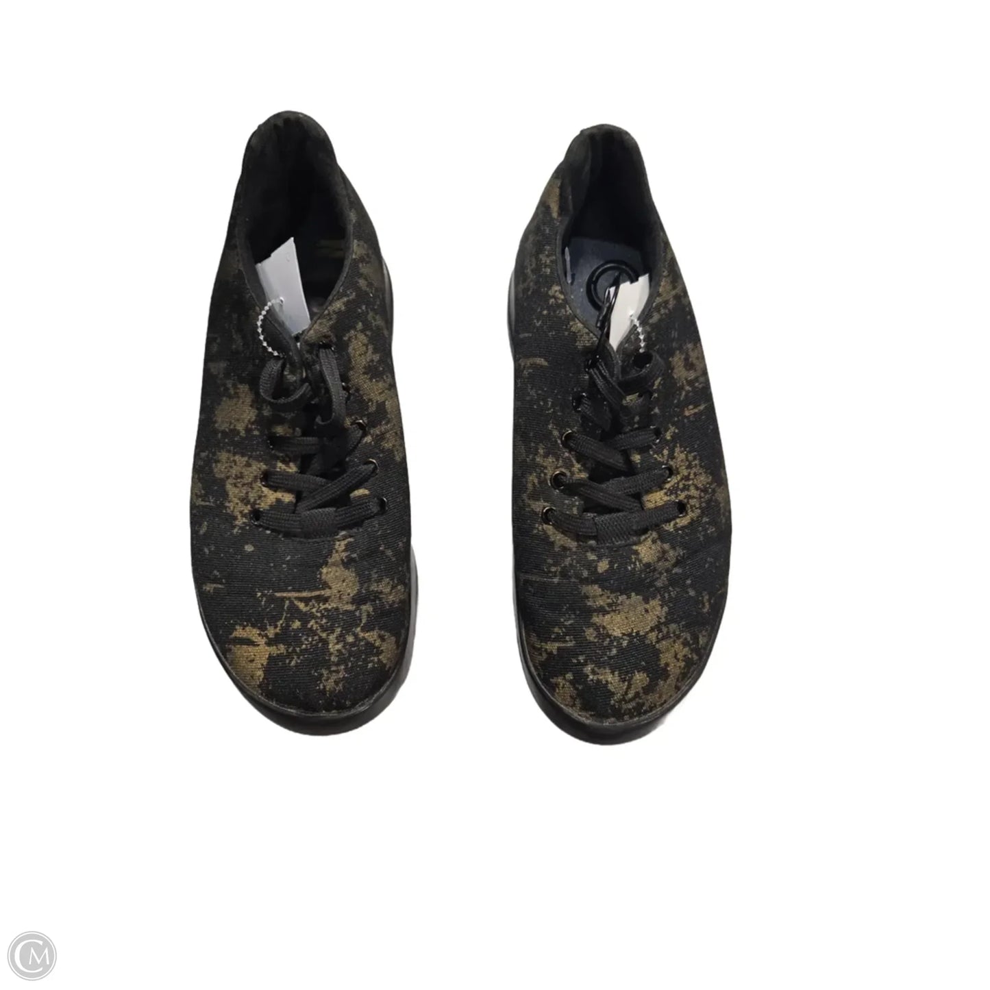Shoes Sneakers By Cmc In Black, Size: 7