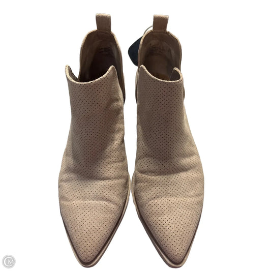 Boots Ankle Flats By Universal Thread In Tan, Size: 8