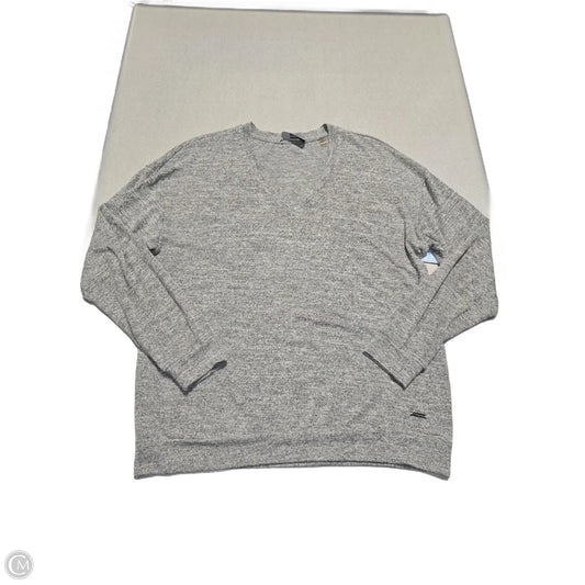 Top Long Sleeve By Tahari In Grey, Size: M