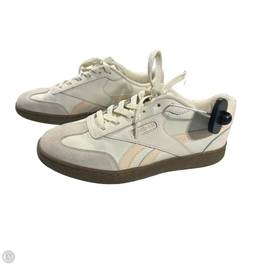Shoes Sneakers By Reebok In Cream, Size: 7.5