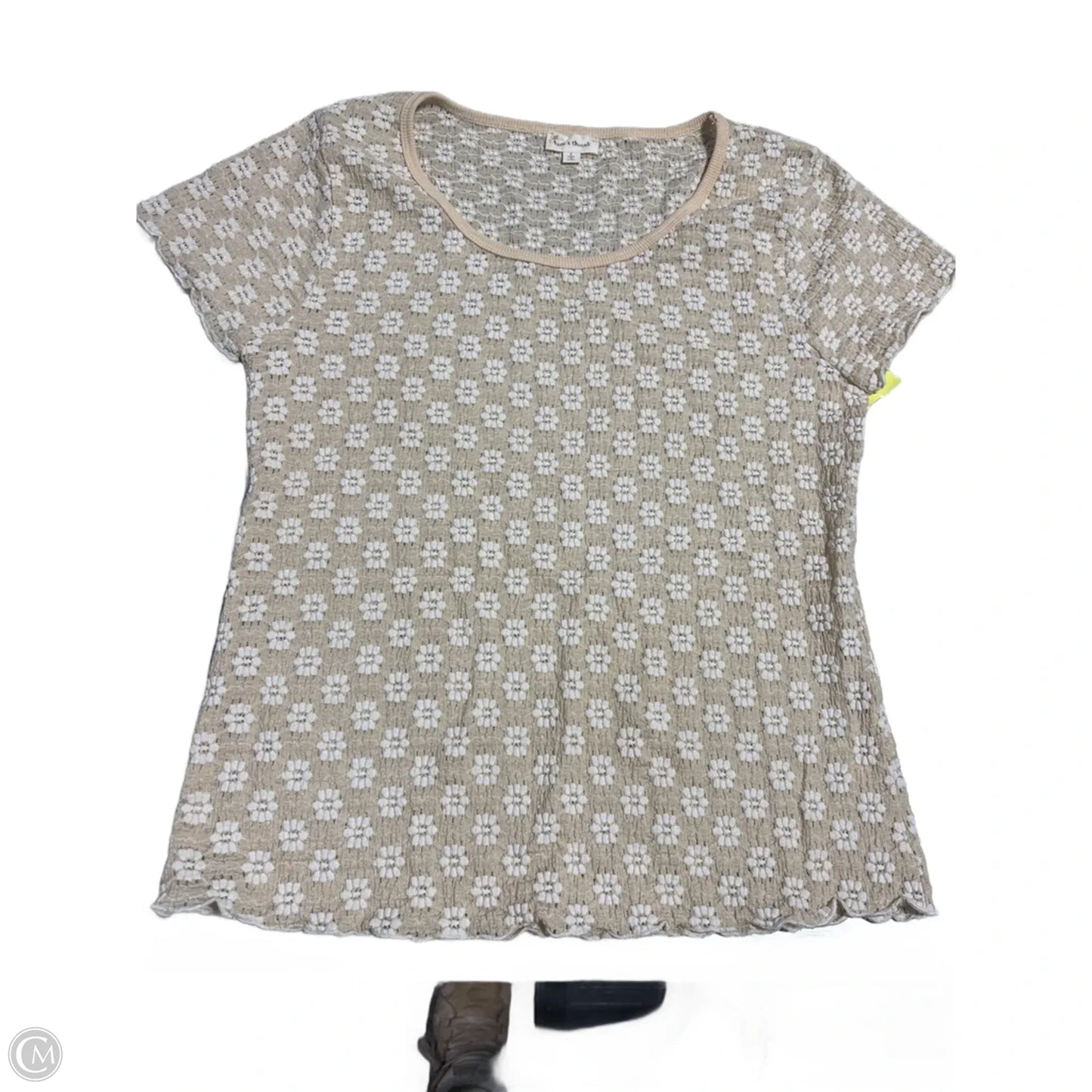 Top Short Sleeve By Hem & Thread In Tan, Size: L