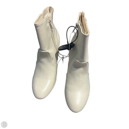 Boots Ankle Heels By Old Navy In Cream, Size: 8