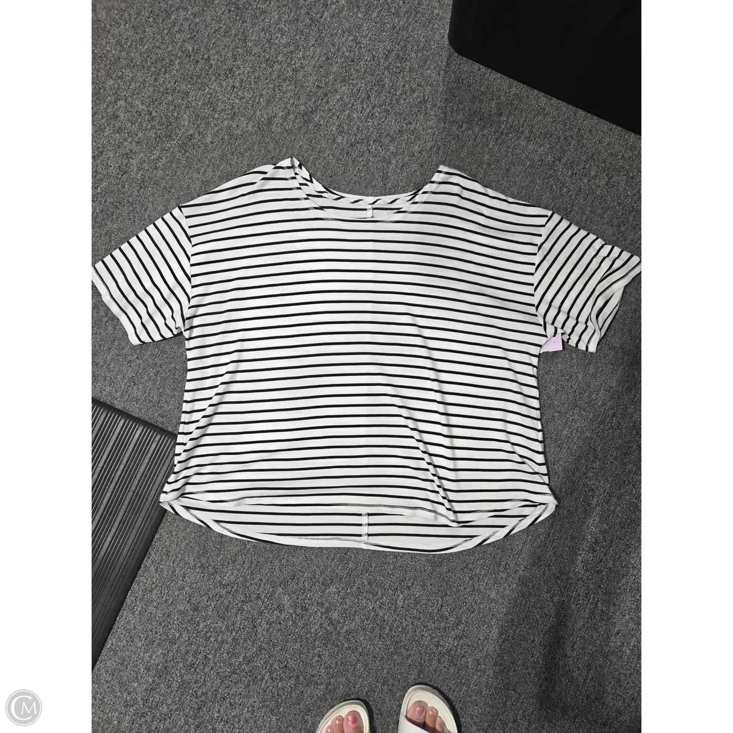Top Short Sleeve By Lands End In Striped Pattern, Size: 3x