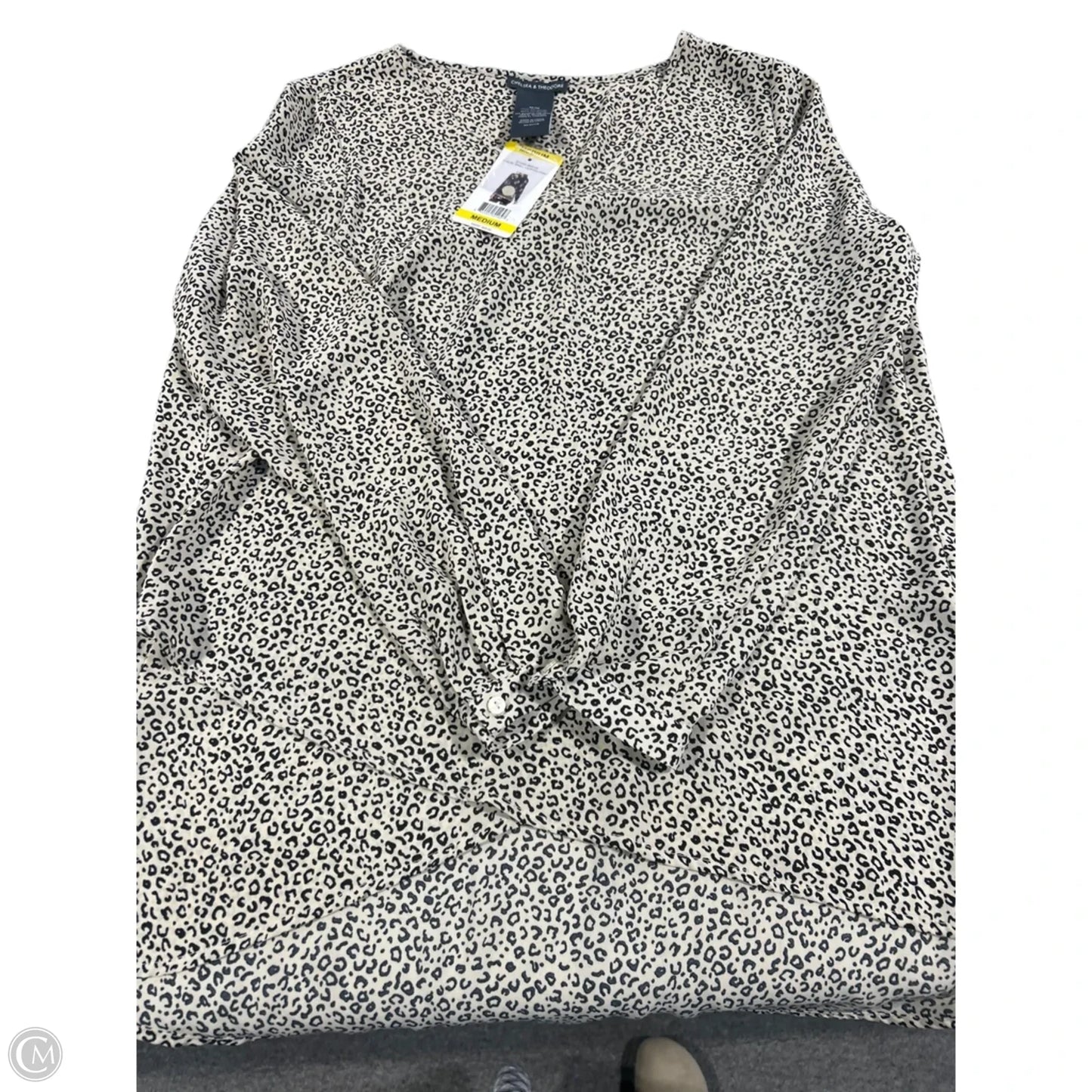 Top Long Sleeve By Chelsea And Theodore In Animal Print, Size: M