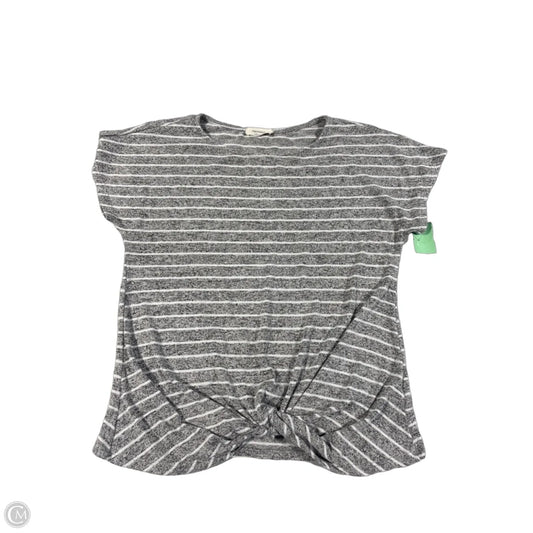 Top Short Sleeve By Heimish Usa In Grey, Size: S