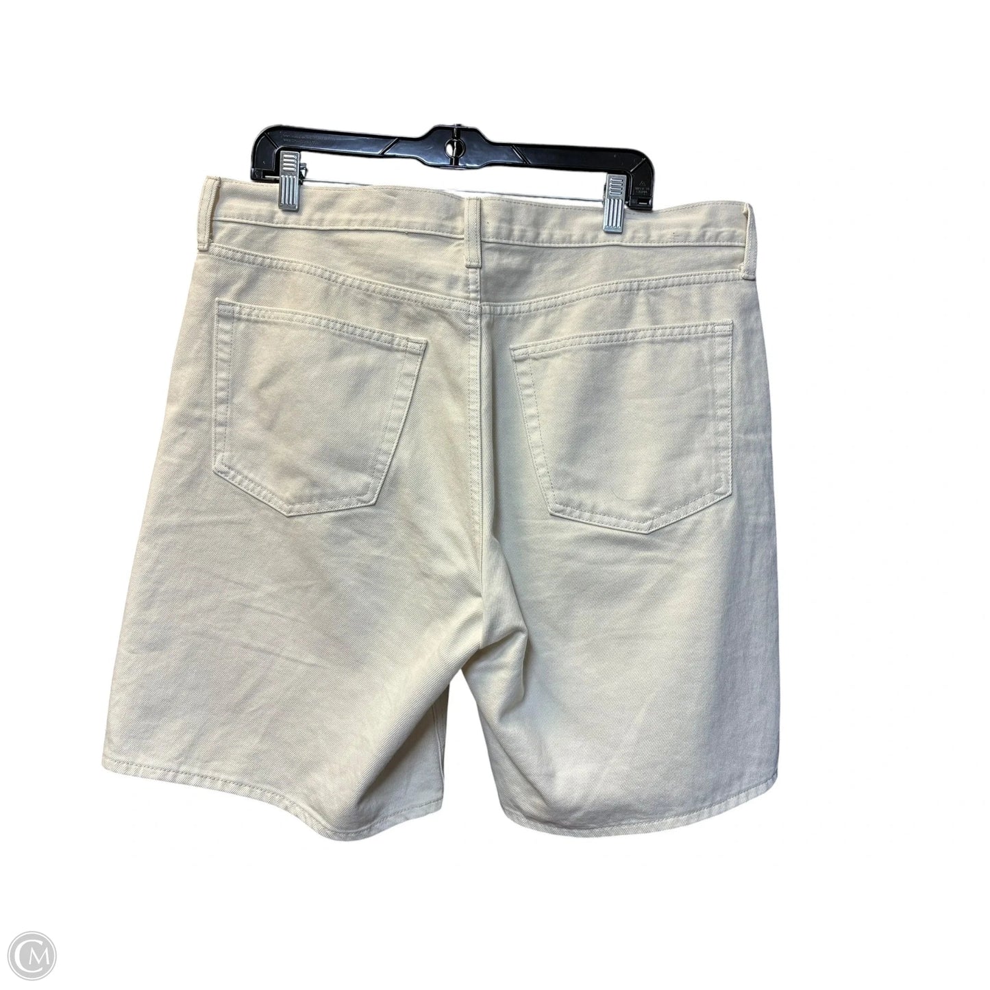 Shorts By Universal Thread In Cream, Size: 14