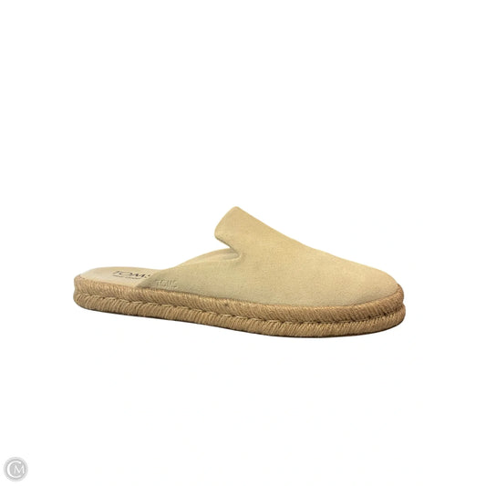 Shoes Flats By Toms In Beige, Size: 7.5