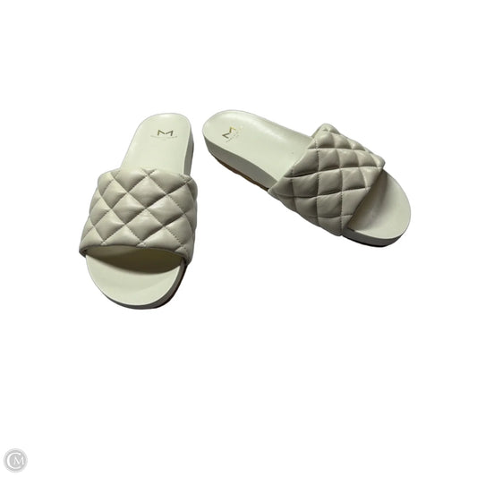 Sandals Flats By Marc Fisher In White, Size: 9