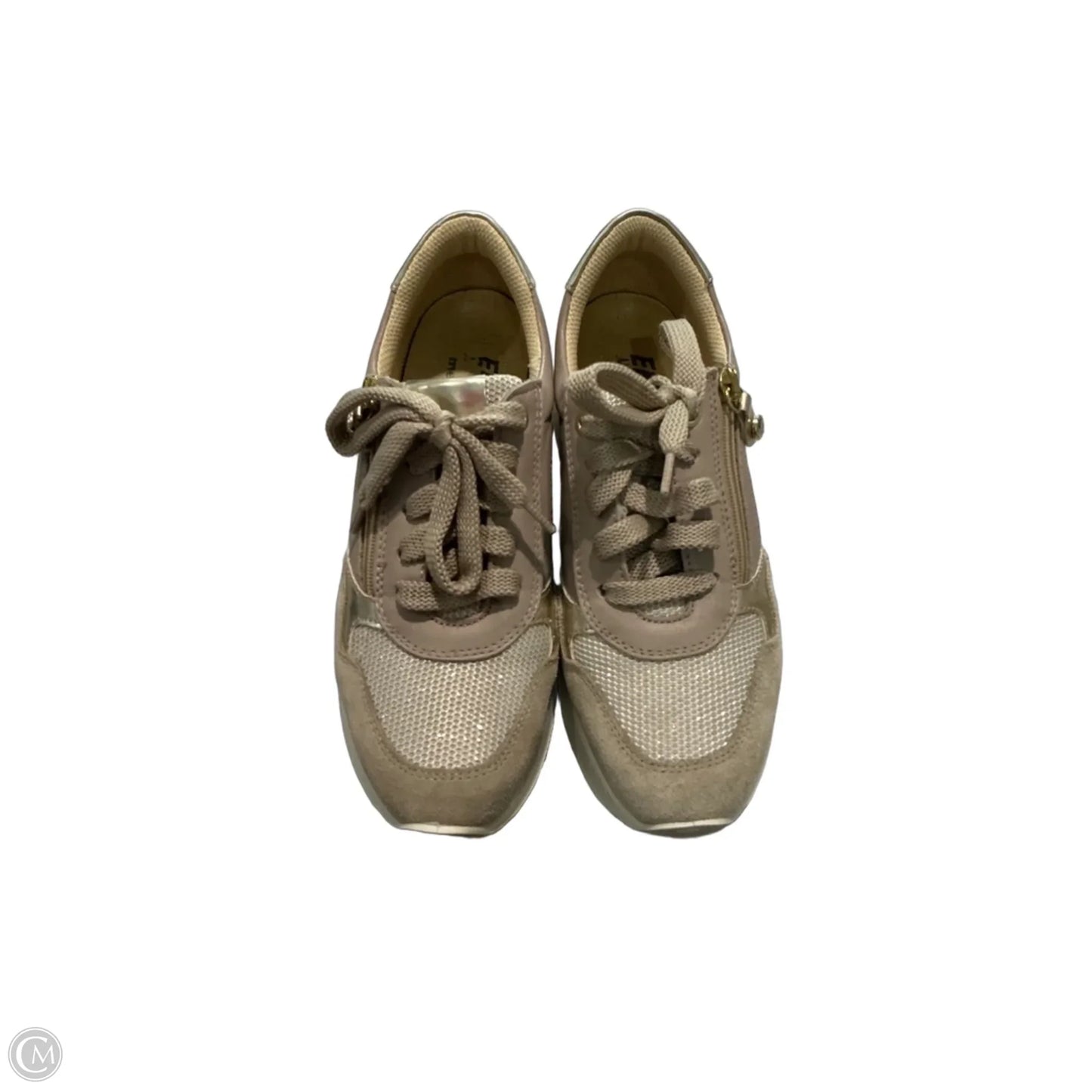 Shoes Sneakers By Clothes Mentor In Tan, Size: 5.5