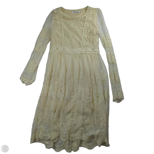Dress Casual Short By Clothes Mentor In Beige, Size: M