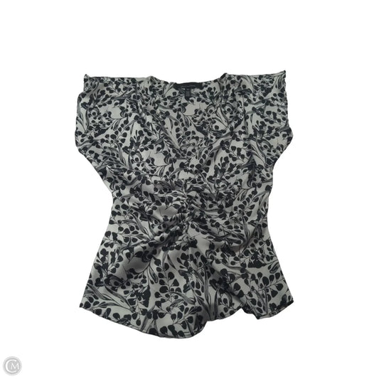 Top Short Sleeve By White House Black Market In Black & White, Size: Xs