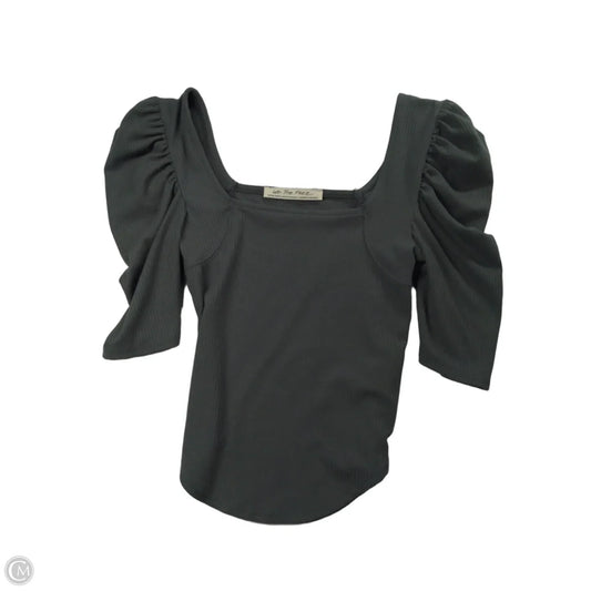 Top Short Sleeve By We The Free In Grey, Size: Xs