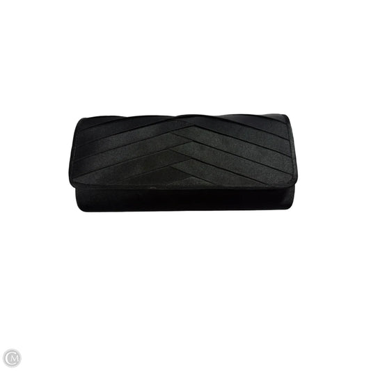 Clutch By Clothes Mentor, Size: Small