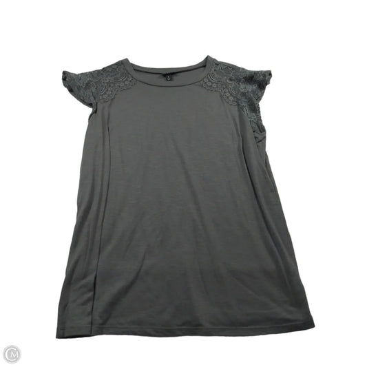 Top Short Sleeve By Torrid In Grey, Size: 0