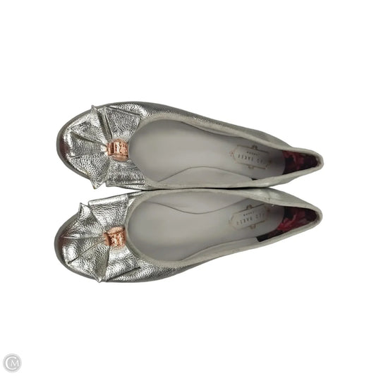 Shoes Flats By Ted Baker In Silver, Size: 8