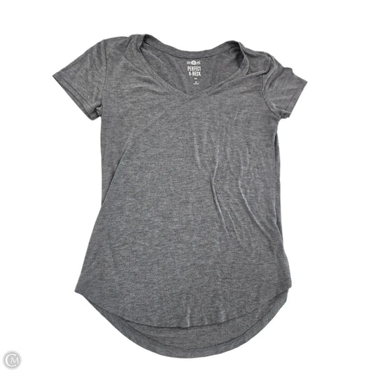 Top Short Sleeve By So In Grey, Size: Xs