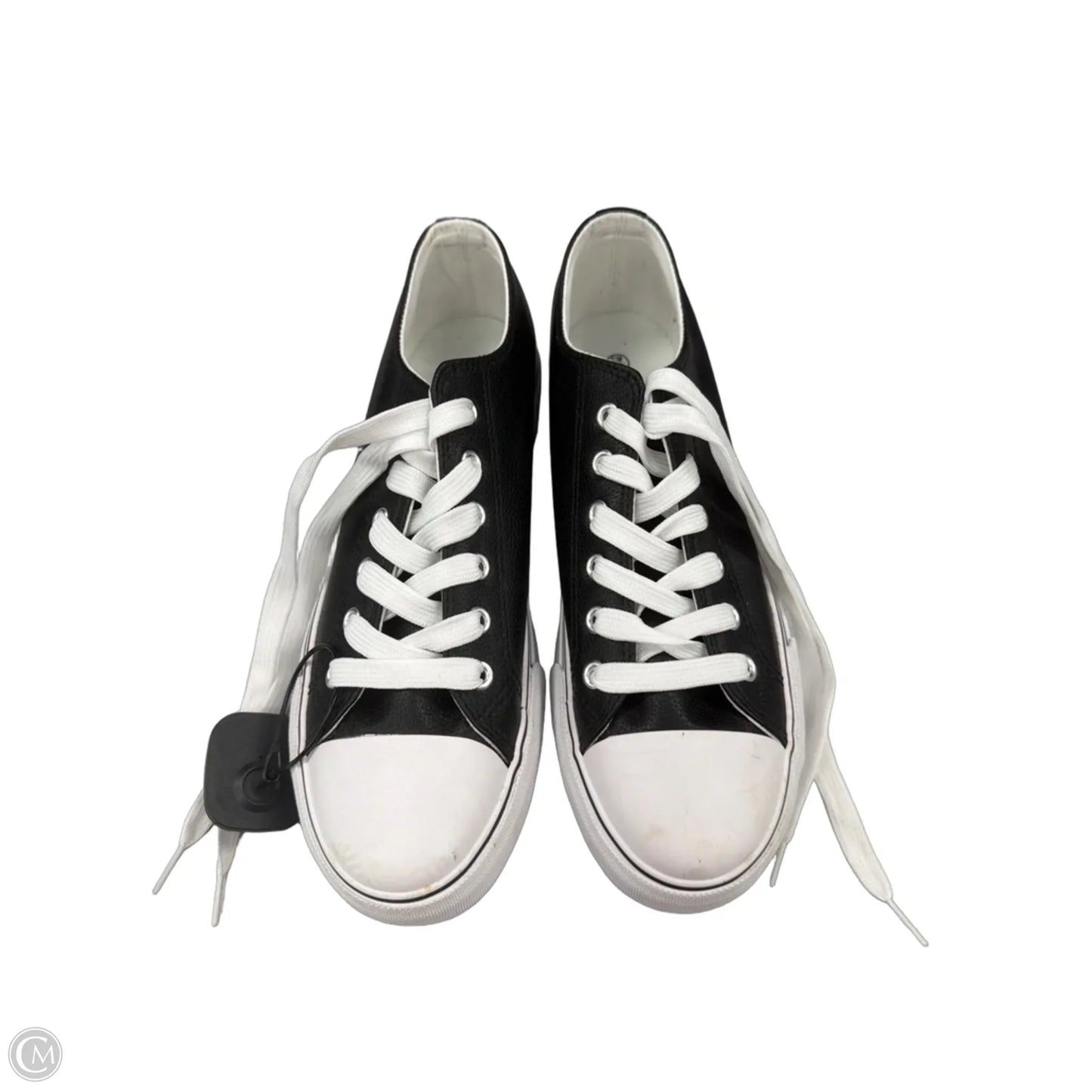 Shoes Sneakers By Cme In Black & White, Size: 9.5