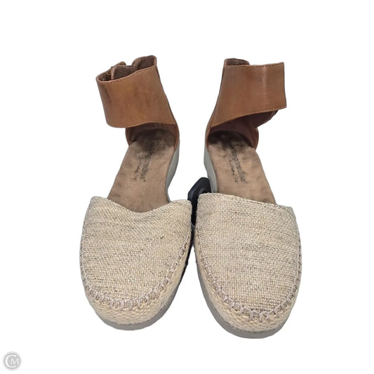 Shoes Heels Wedge By Cme In Cream, Size: 7