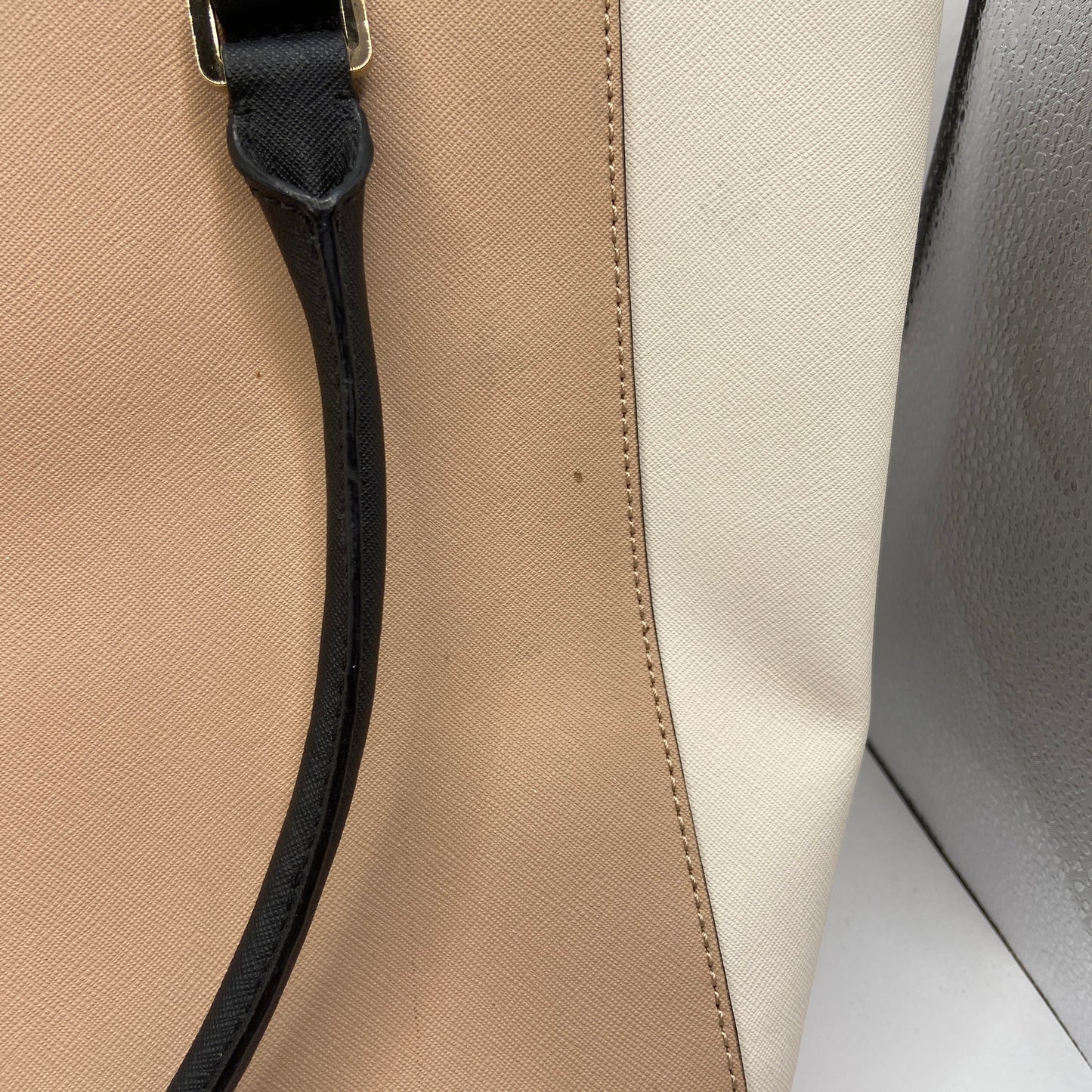 Handbag Designer By Kate Spade, Size: Medium