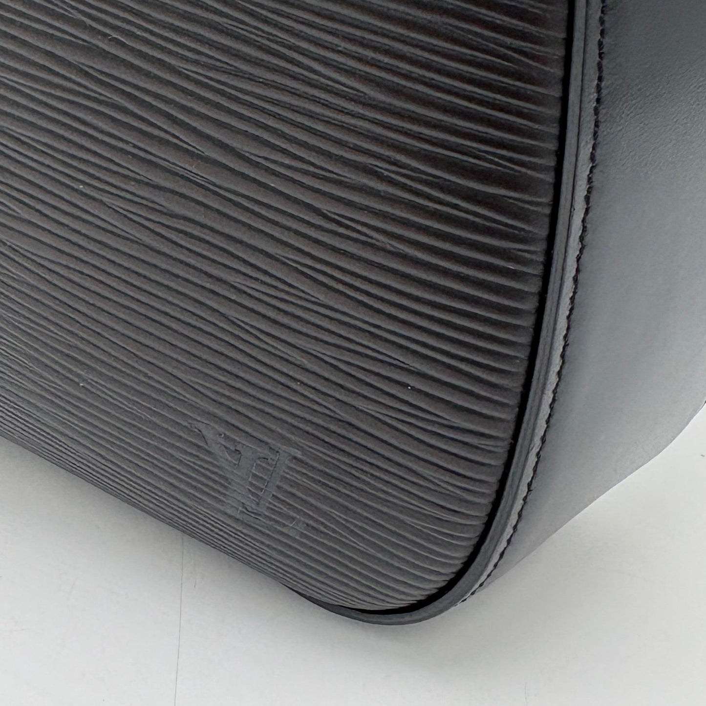 Louis Vuitton Epi Leather Reverie Luxury Handbag
